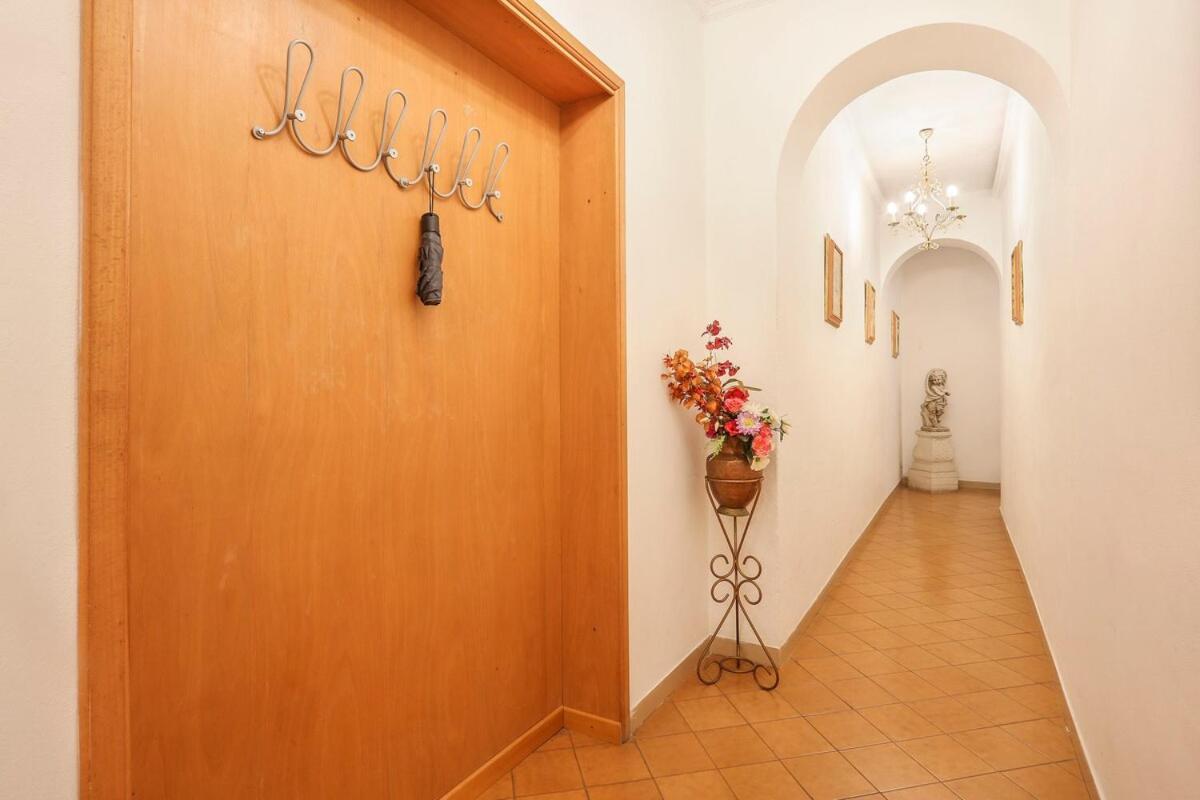 Borgo 6